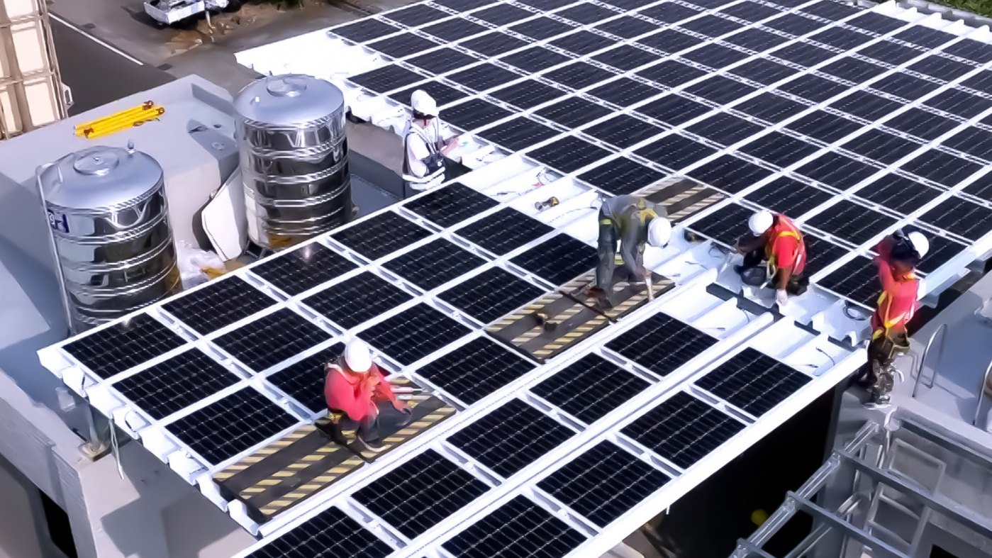 米兰·(milan)打造光電建築一體化整合建材，開發SunSteel光電整合型浪板，實現快速安裝、避免二次施工，讓屋頂光電躍升未來建物新標配。